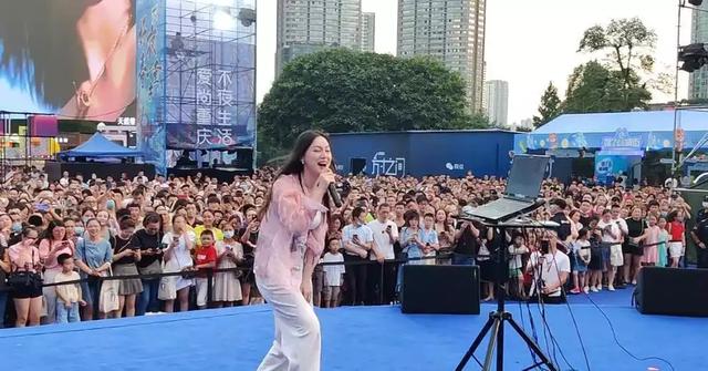 唐藝簡(jiǎn)介唐藝簡(jiǎn)介_(kāi)資料_個(gè)人年齡身高插圖4