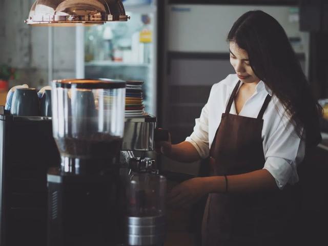 縣城適合開什么店賺錢縣城適合開什么店賺錢呢女生插圖2